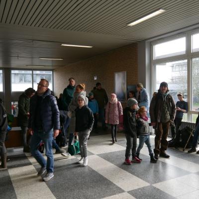 Ankommen der Athleten und Begleiter