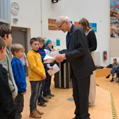 Siegerehrung mit Prof. Prestin